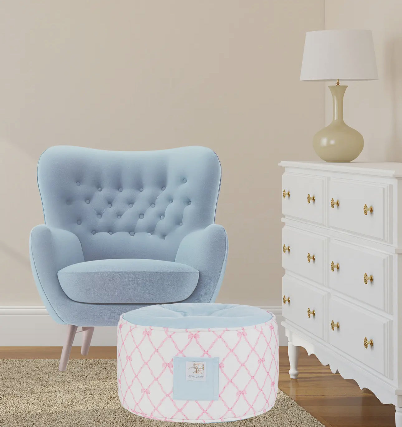 The Beaufort Bonnet Company Belle
Meade Bow Ottoman